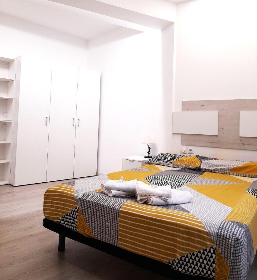 Fantastic 2 Bedrooms, Just 20 Meters From Ocean Playa de las Américas Eksteriør billede