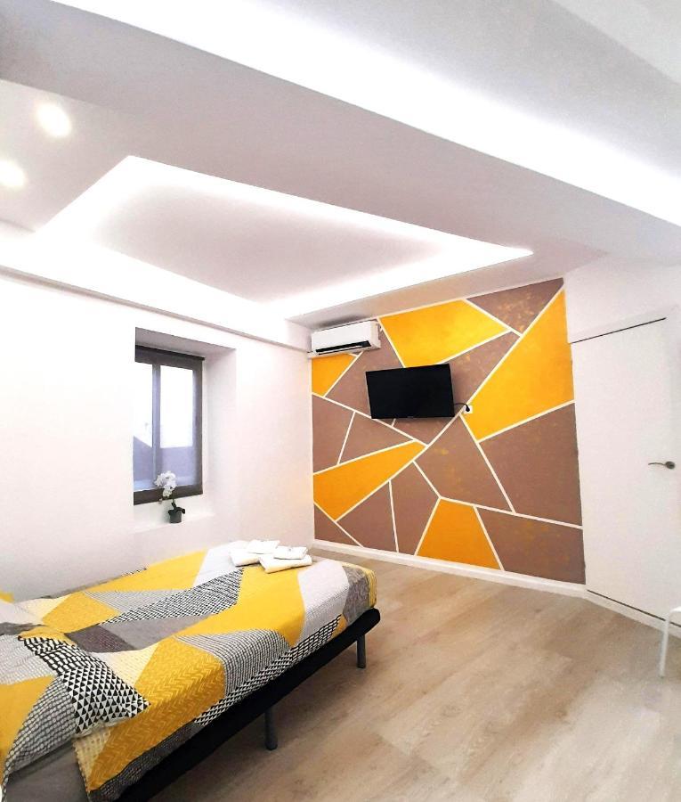 Fantastic 2 Bedrooms, Just 20 Meters From Ocean Playa de las Américas Eksteriør billede