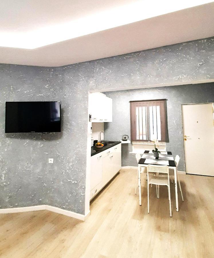 Fantastic 2 Bedrooms, Just 20 Meters From Ocean Playa de las Américas Eksteriør billede
